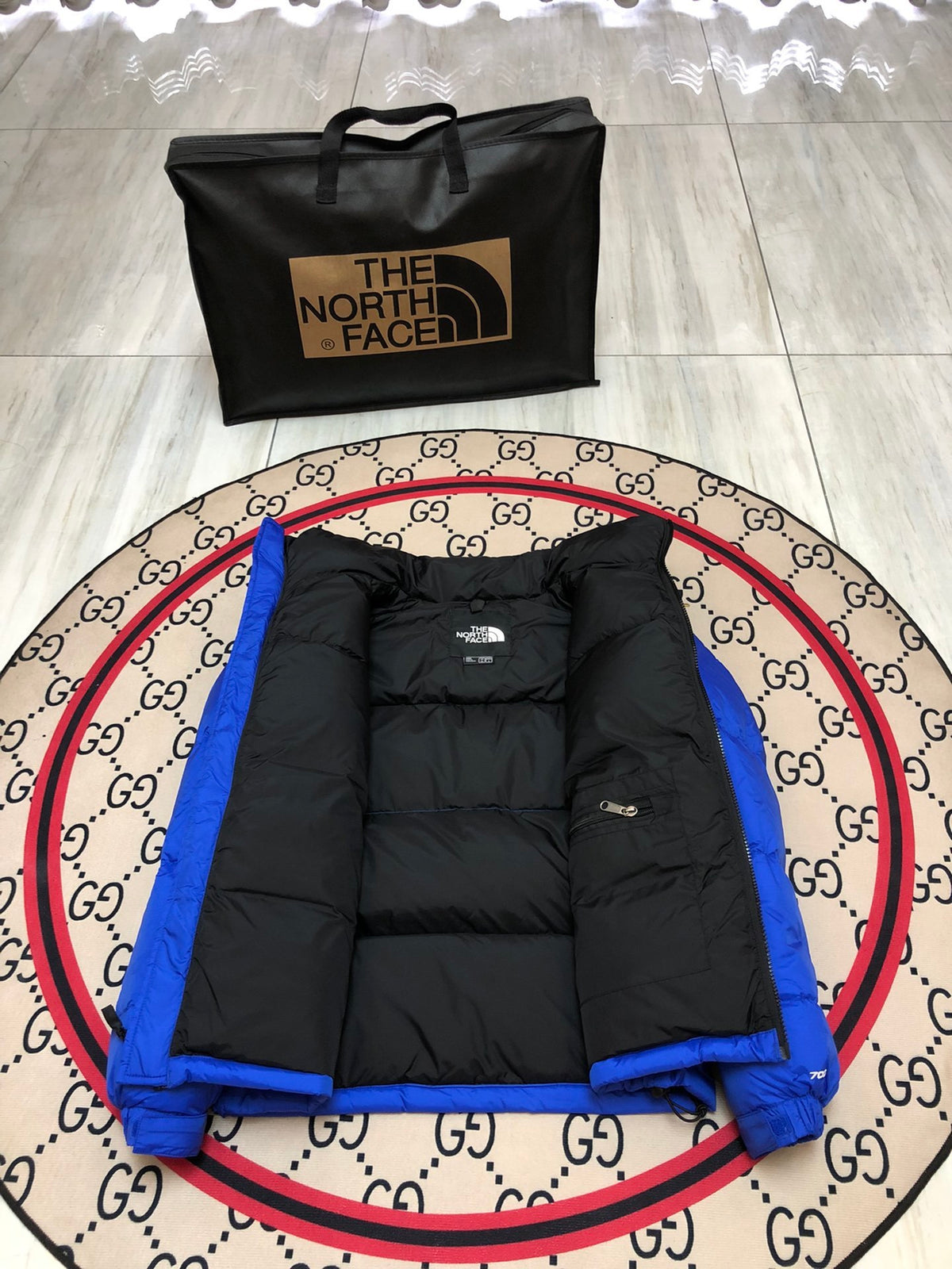 The North Face Royal Blue and Black Colorblock Stand-Collar Puffer Jacket