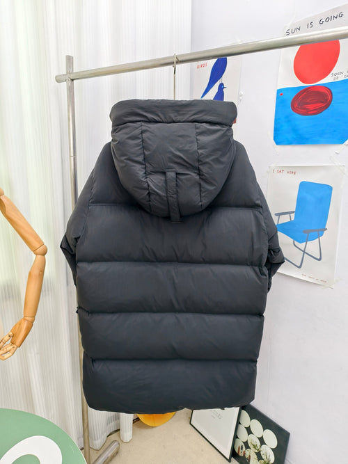Canada Goose Black Hooded Puffer Jacket with Contrast Back Detail
