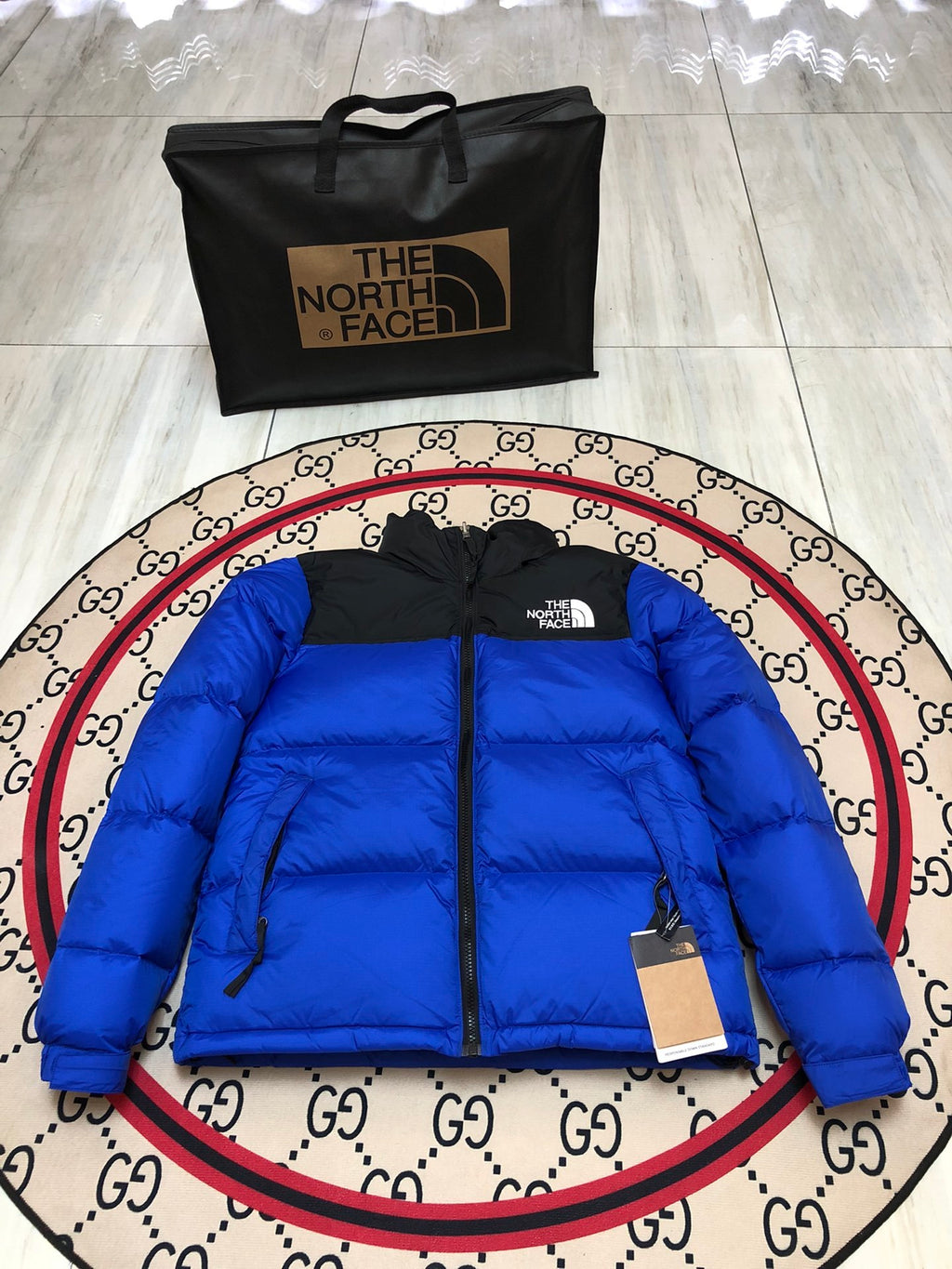 The North Face Royal Blue and Black Colorblock Stand-Collar Puffer Jacket
